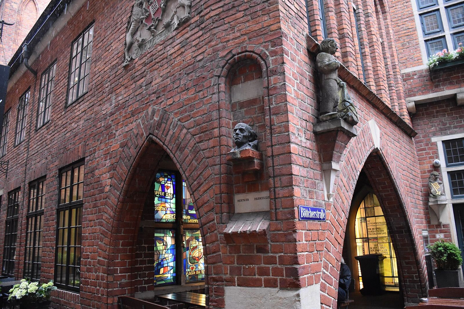 La Böttcherstraße et la maison Saint-Pierre