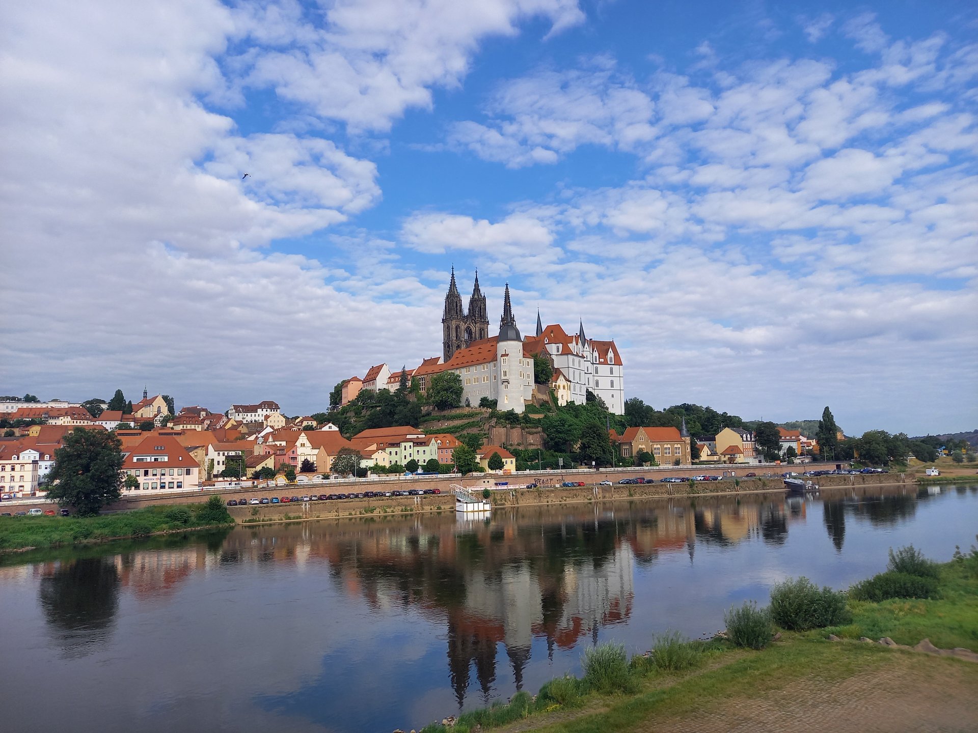 Meißen mit Albrechtsburg und Dom über der Elbe