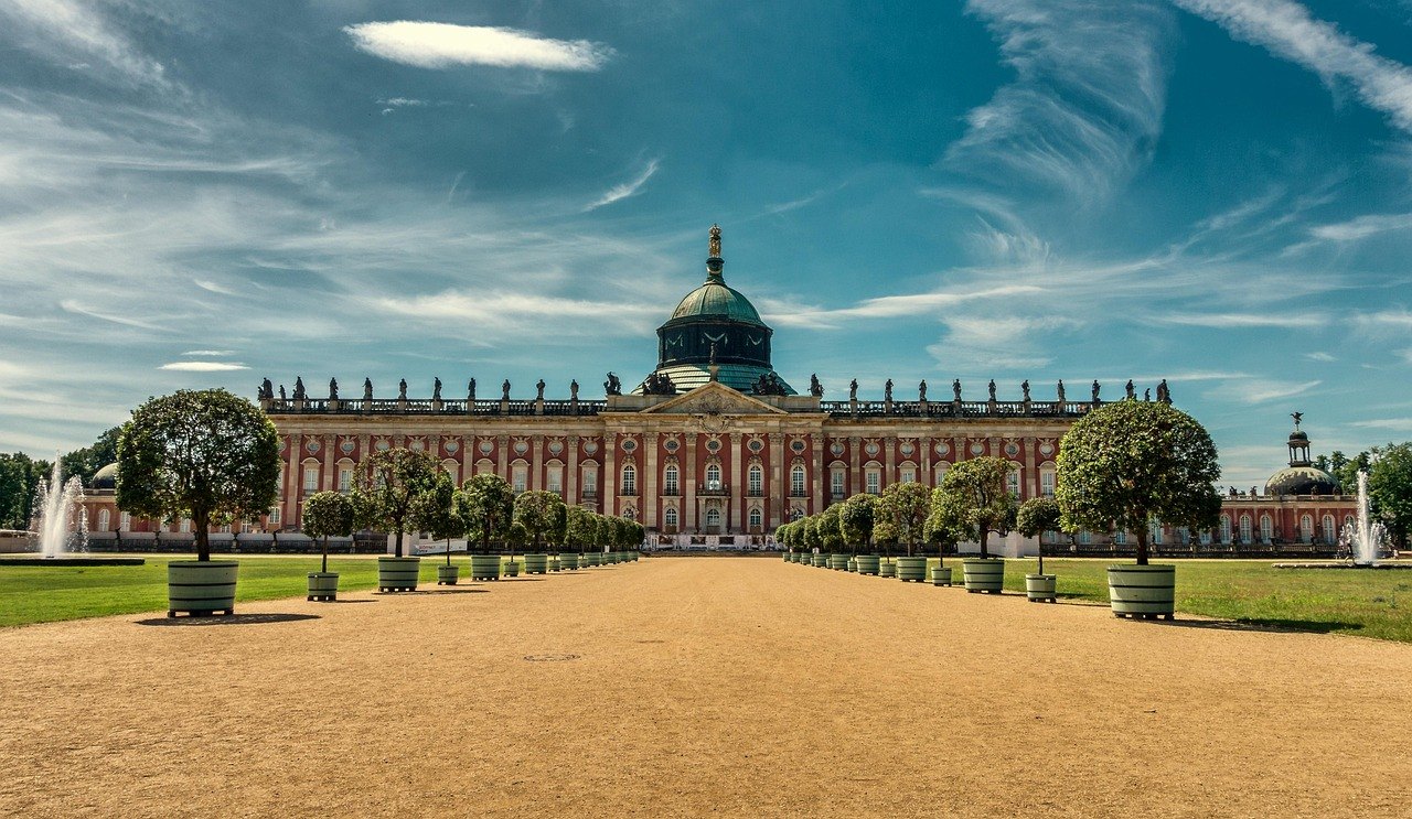 El Palacio Nuevo en el parque de Sanssouci